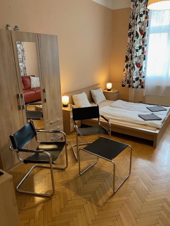 Pala Gardem Appartamento Budapest Esterno foto