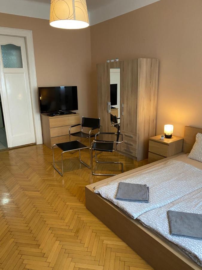 Pala Gardem Appartamento Budapest Esterno foto
